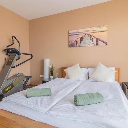 Lakeside Panorama Penthouse W Jacuzzi & Ac By Nw