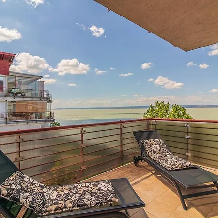 Lakeside Panorama Penthouse W Jacuzzi & Ac By Nw * Шиофок
