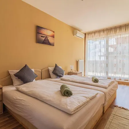 Апартаменты Lakeside Panorama Penthouse W Jacuzzi & Ac By Nw *